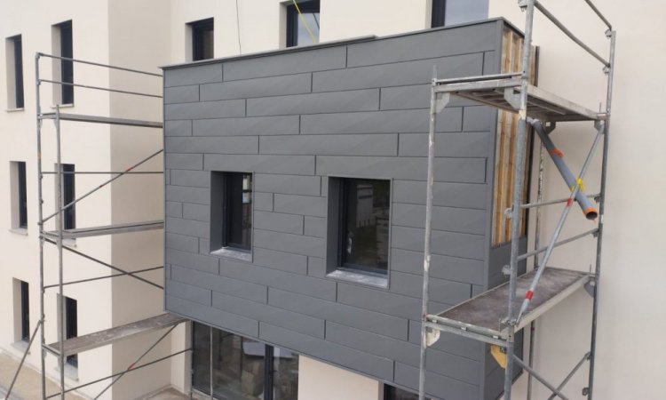 Habillage façade haut doubs Bardage aluminium gris